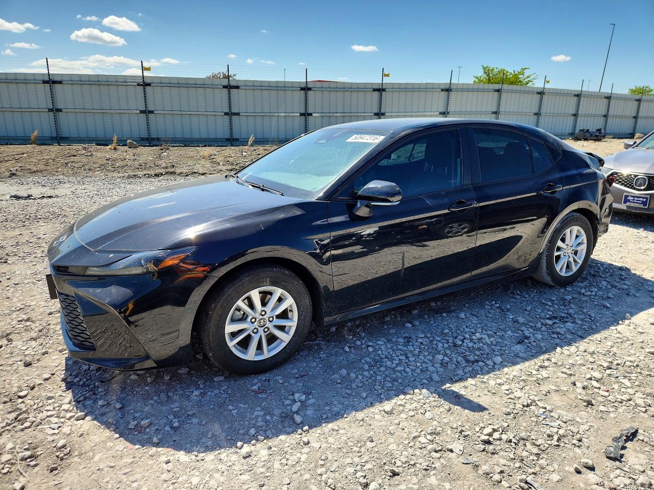 Salvage Toyota Camry Image