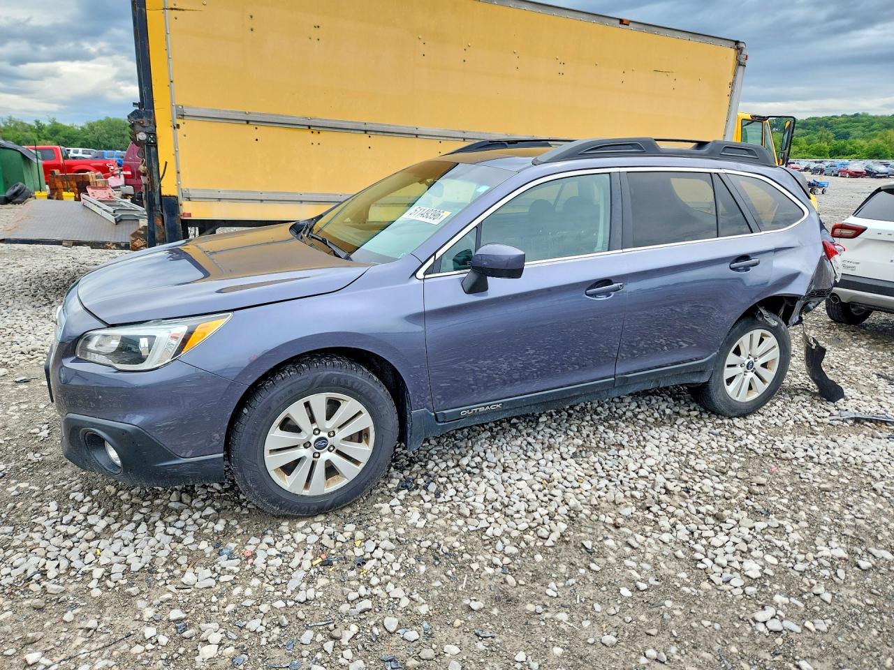 Salvage Subaru Outback Image