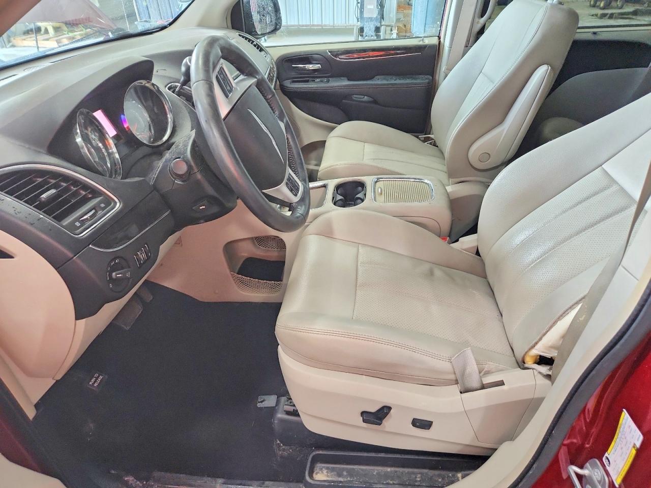 Chrysler Minivan Touring L