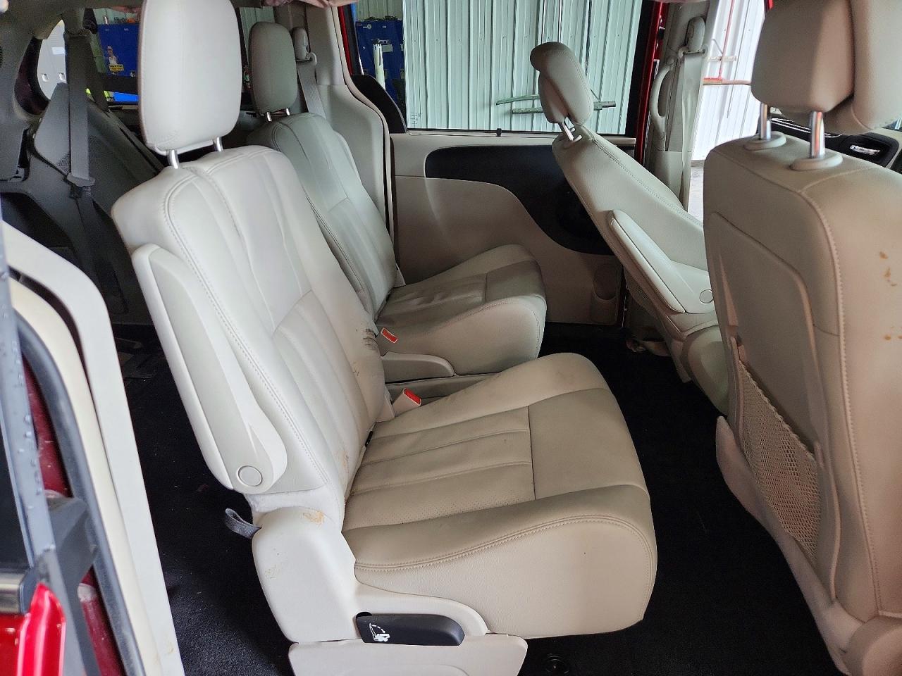 Chrysler Minivan Touring L