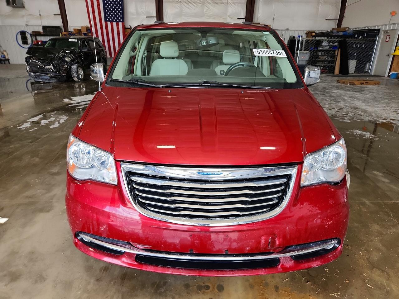Chrysler Minivan Touring L