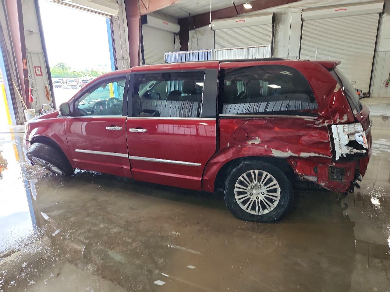 Chrysler Minivan Touring L
