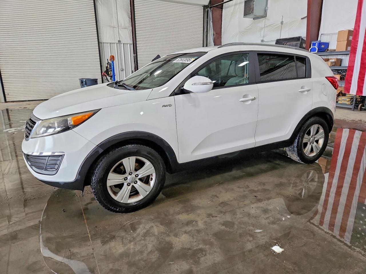 Salvage Kia Sportage Image