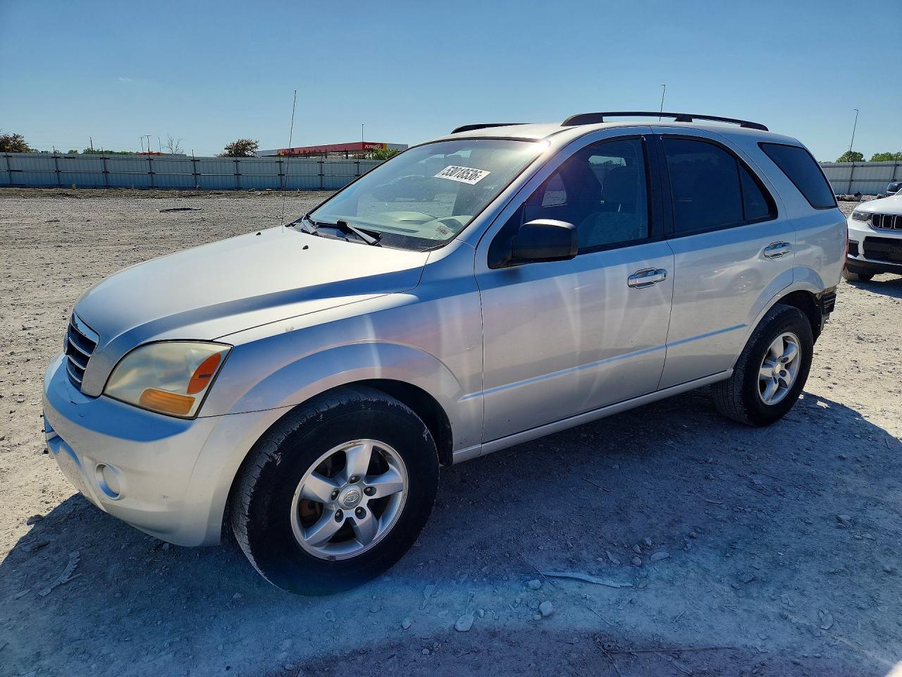 Salvage Kia Sorento Image