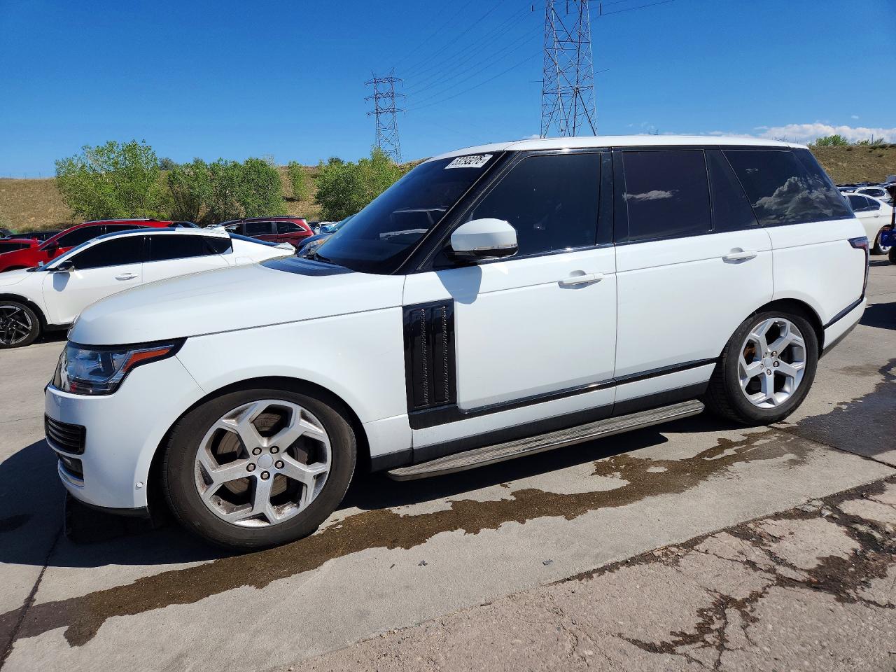 Salvage Land Rover Range Rover Image