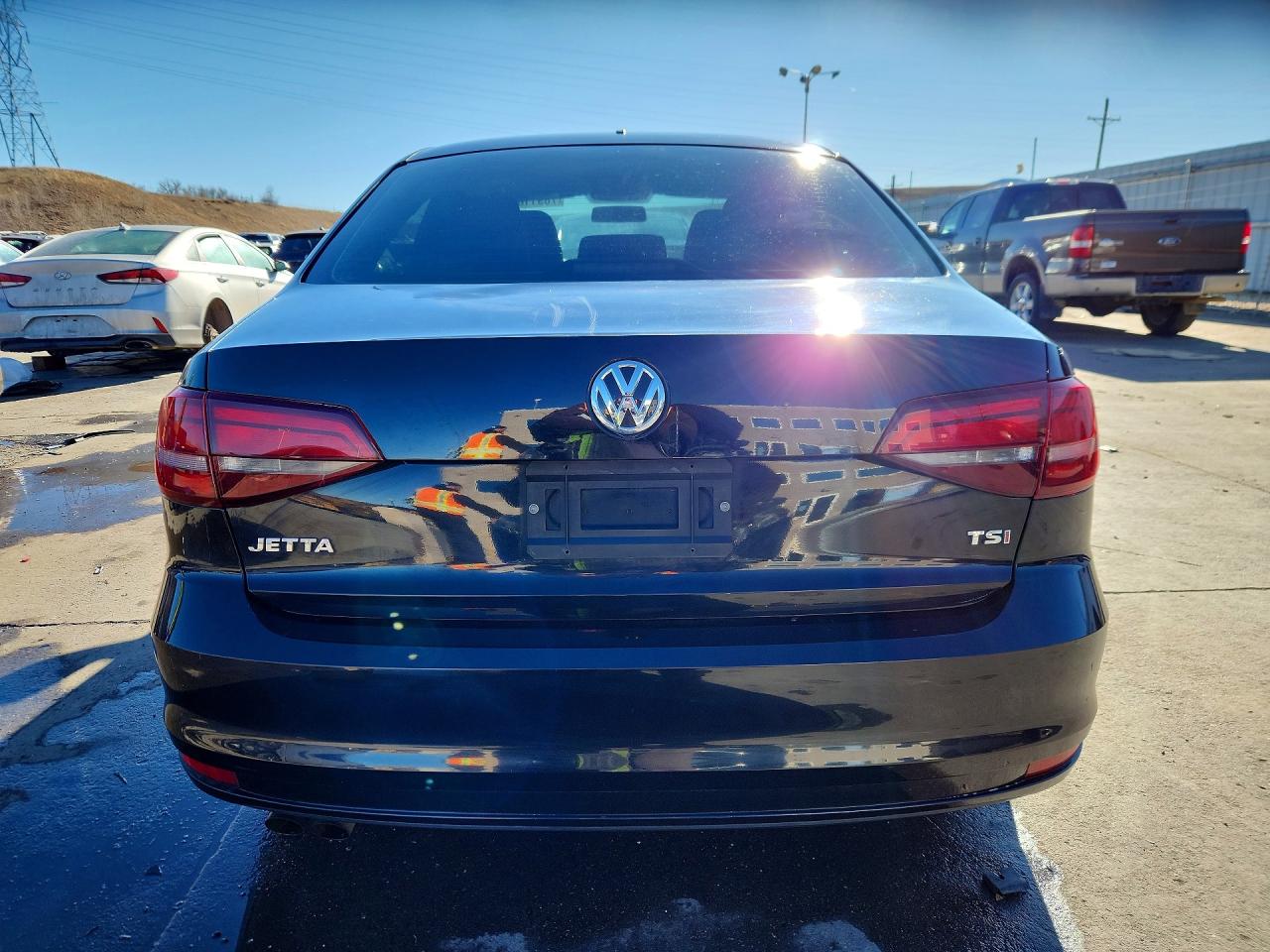 Volkswagen Jetta S