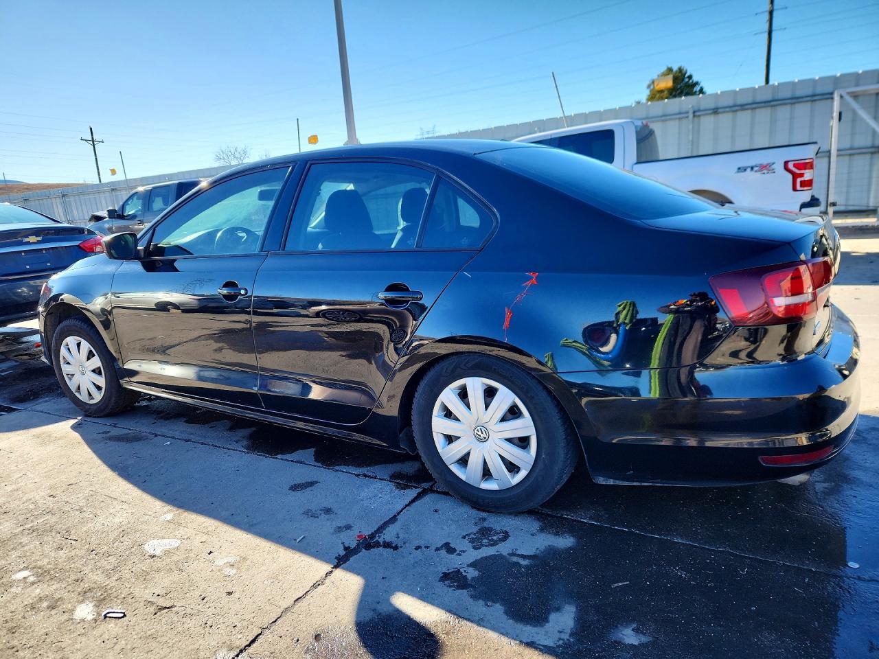 Volkswagen Jetta S