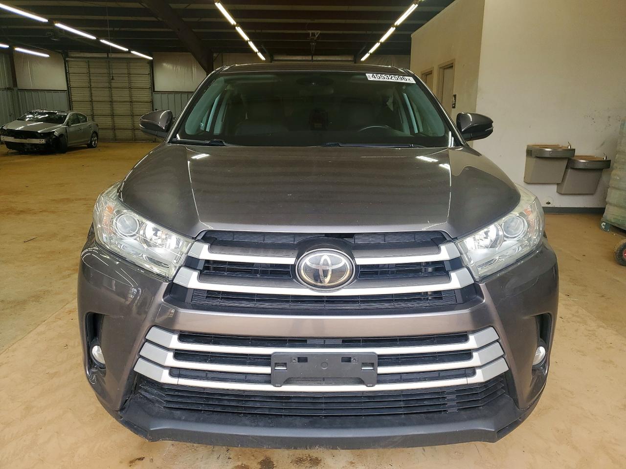 Toyota Highlander Le Plus