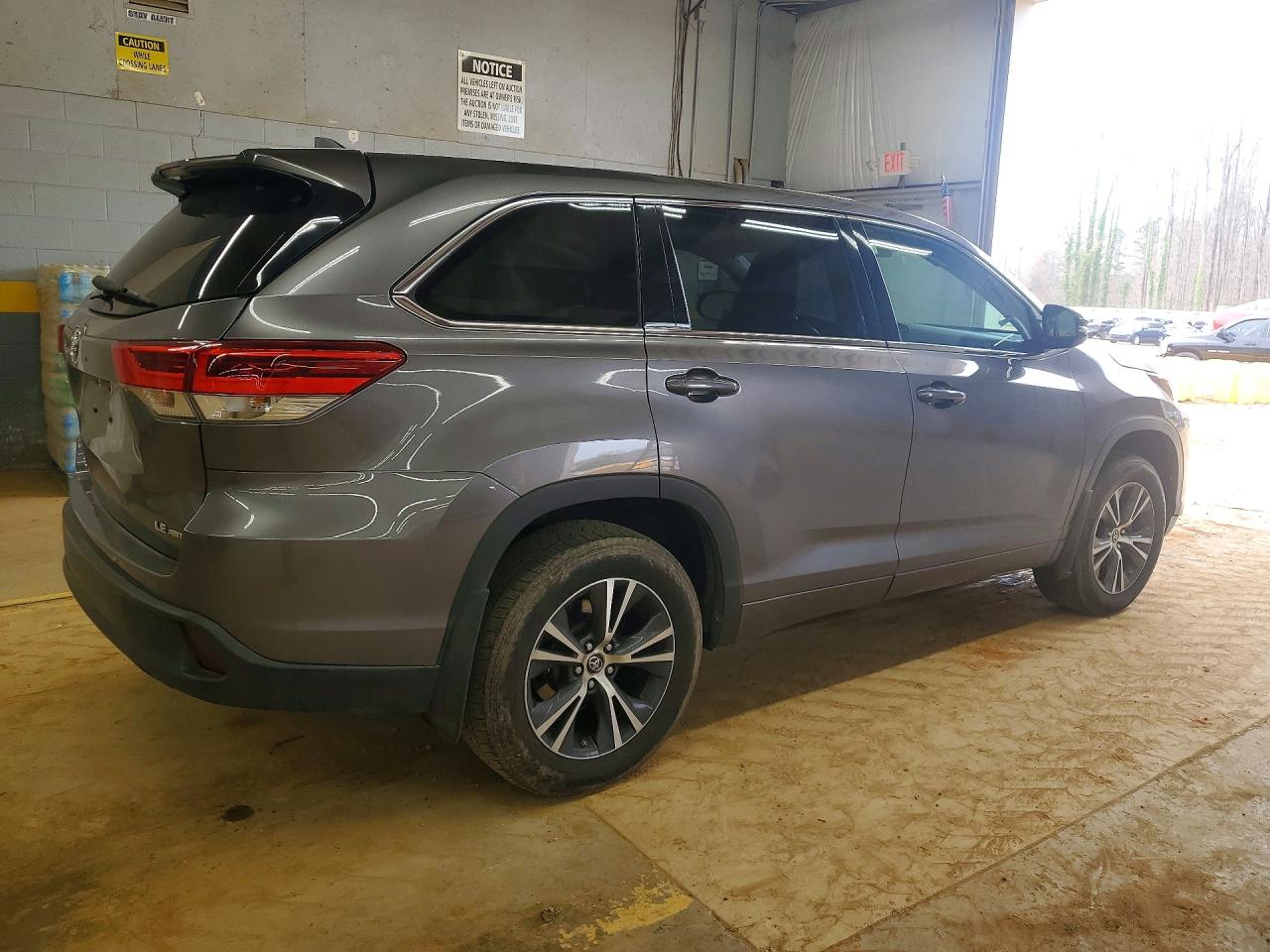 Toyota Highlander Le Plus