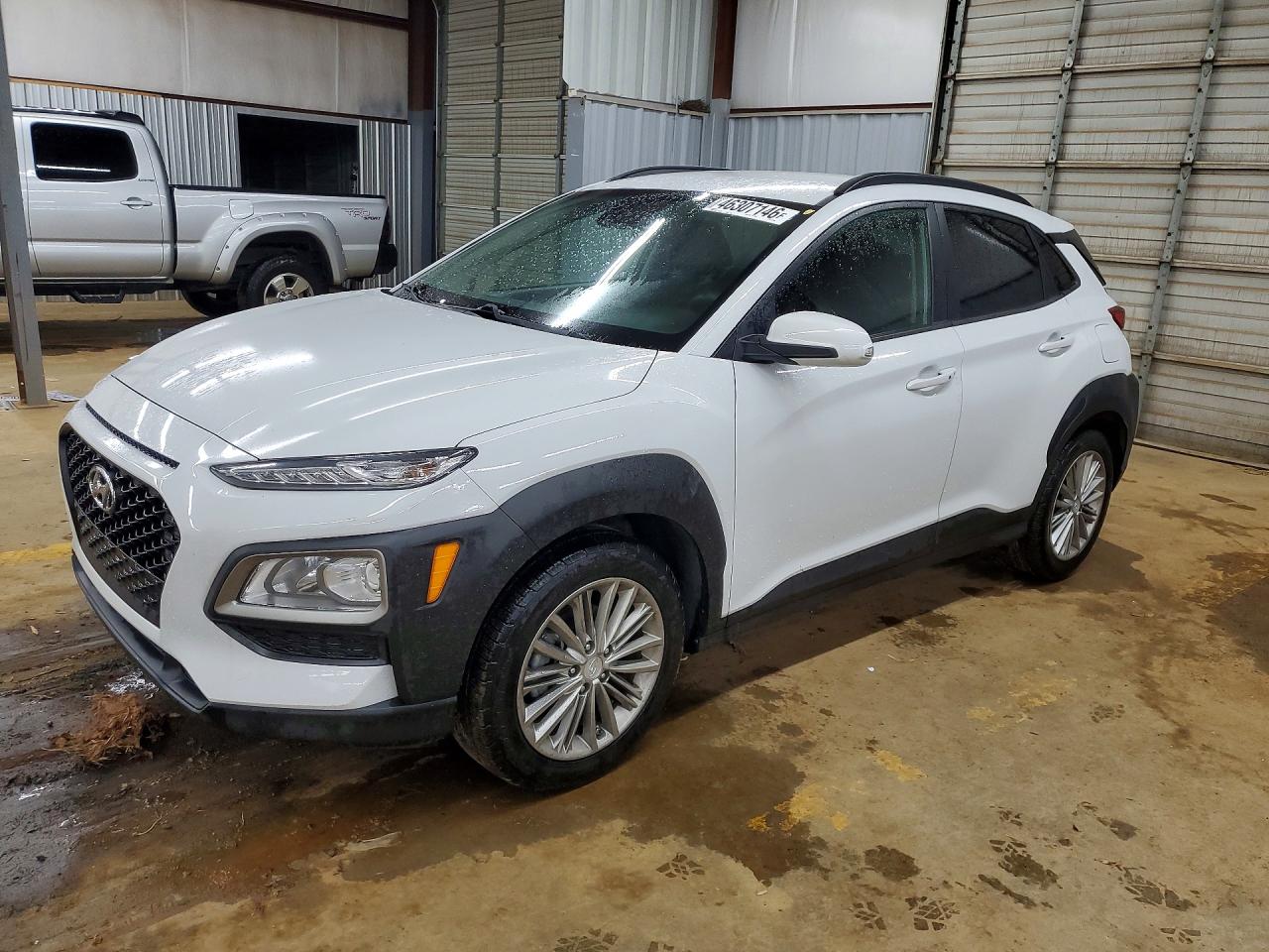 Salvage Hyundai KONA Image