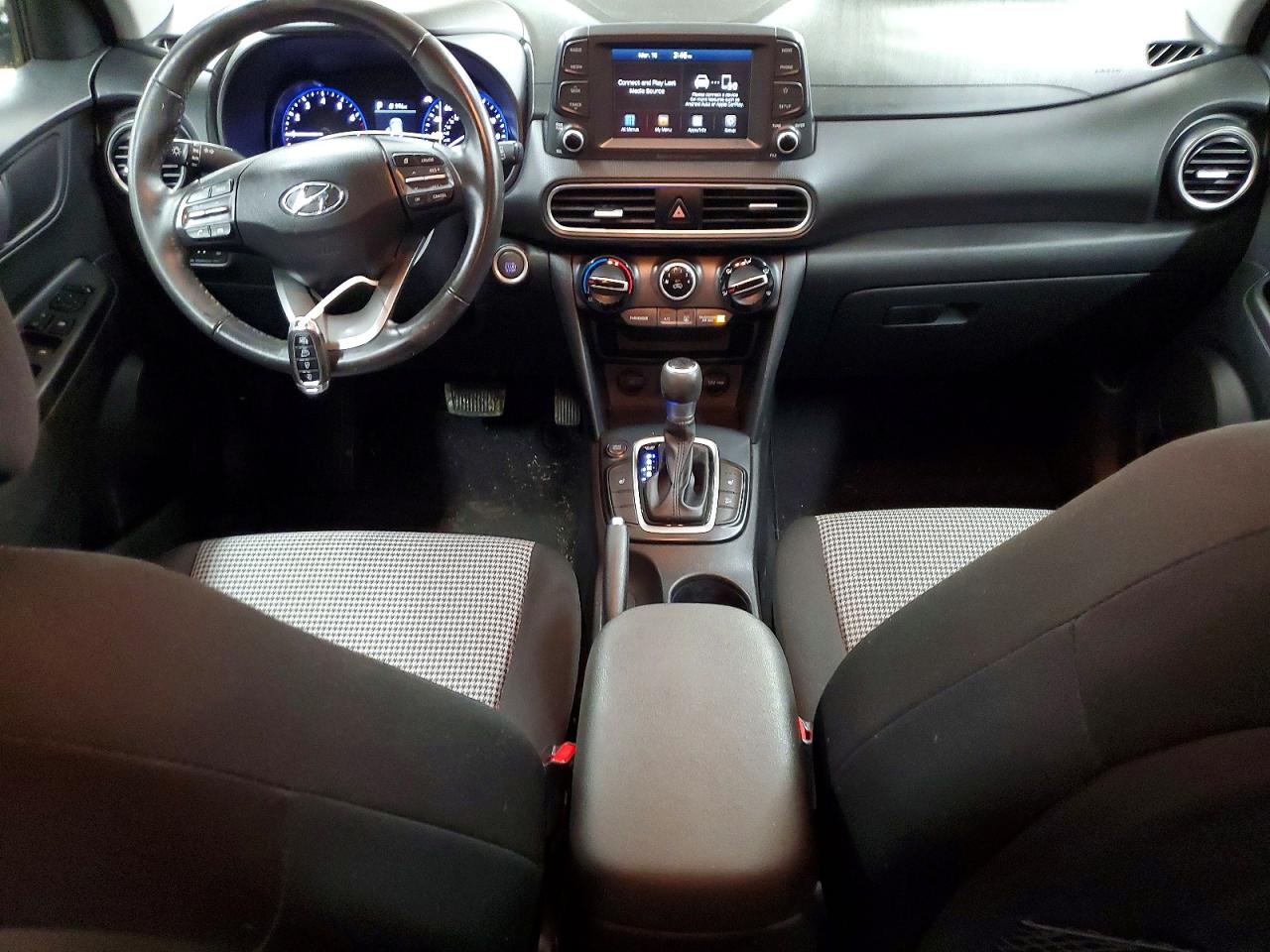 Hyundai KONA Sel