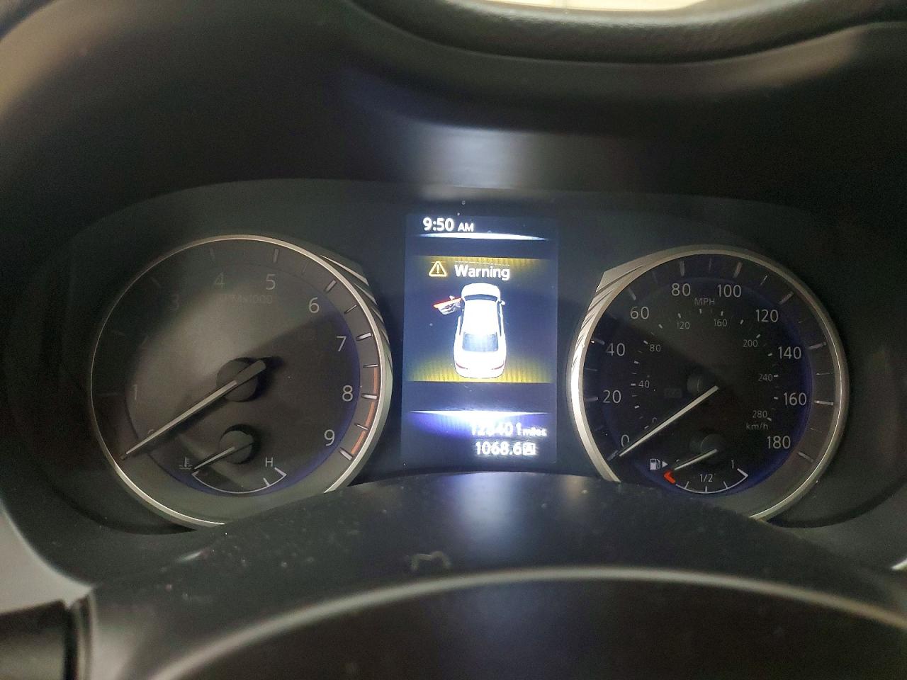INFINITI Q50 Base