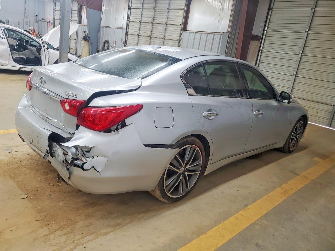 INFINITI Q50 Base