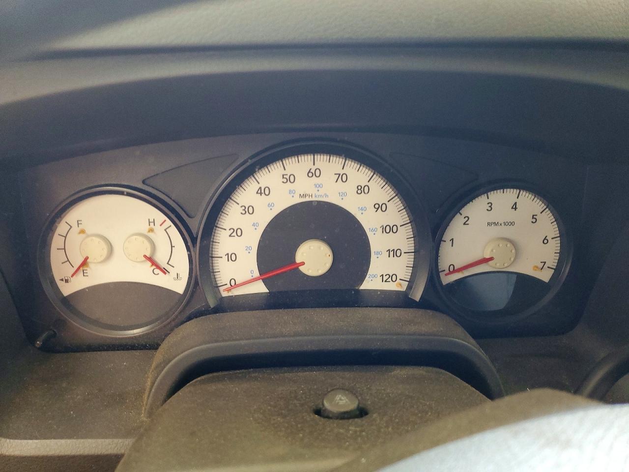 Dodge Dakota Sxt