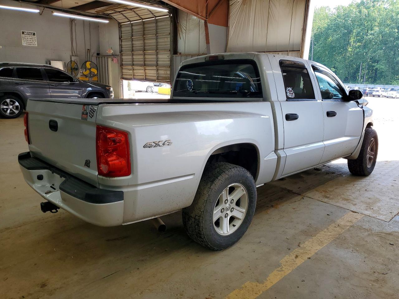 Dodge Dakota Sxt
