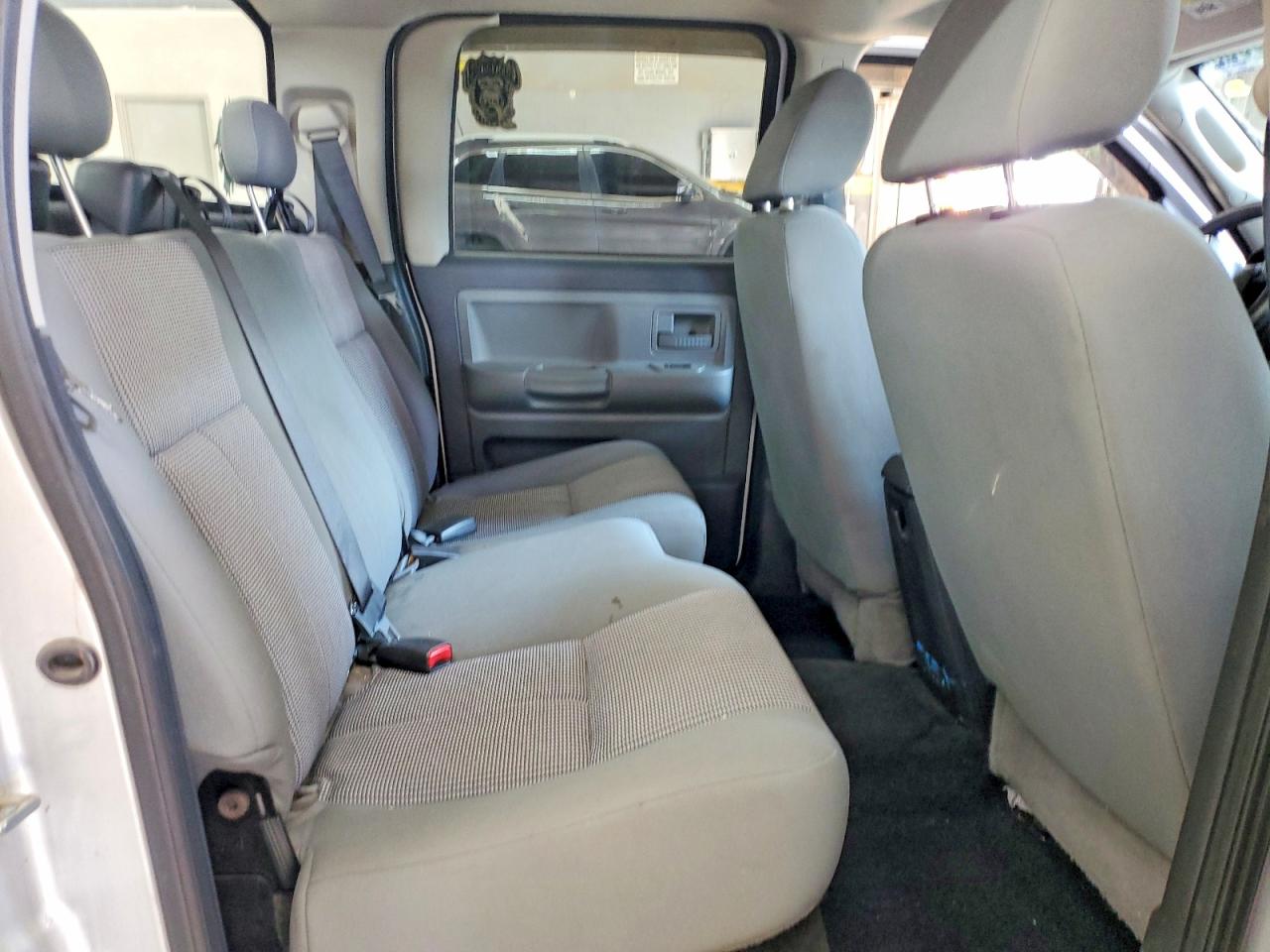 Dodge Dakota Sxt