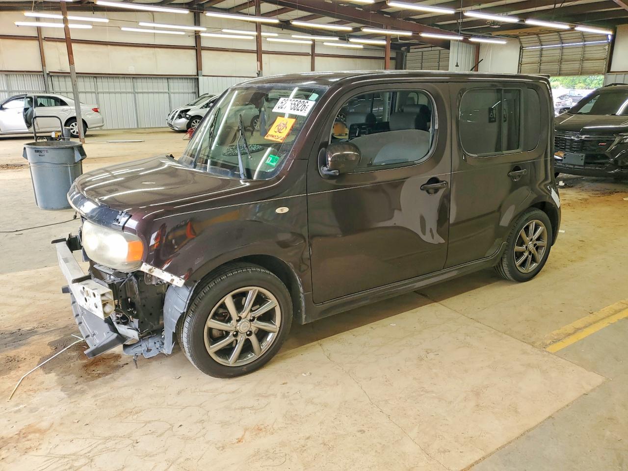 Salvage Nissan Cube 1.8 Image