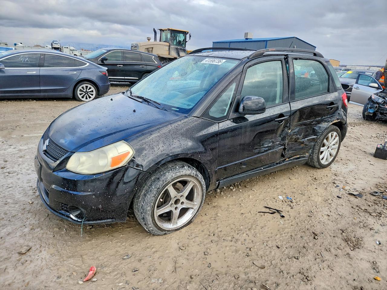 Salvage Suzuki SX4 Image