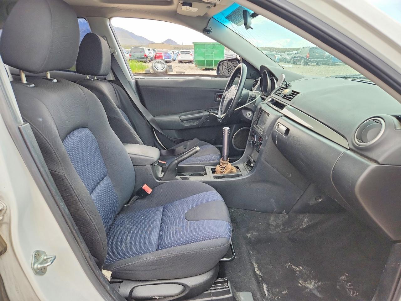 Mazda Mazda3 S