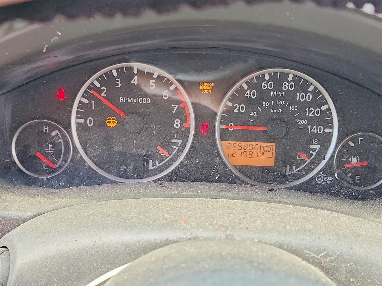 Nissan Pathfinder S