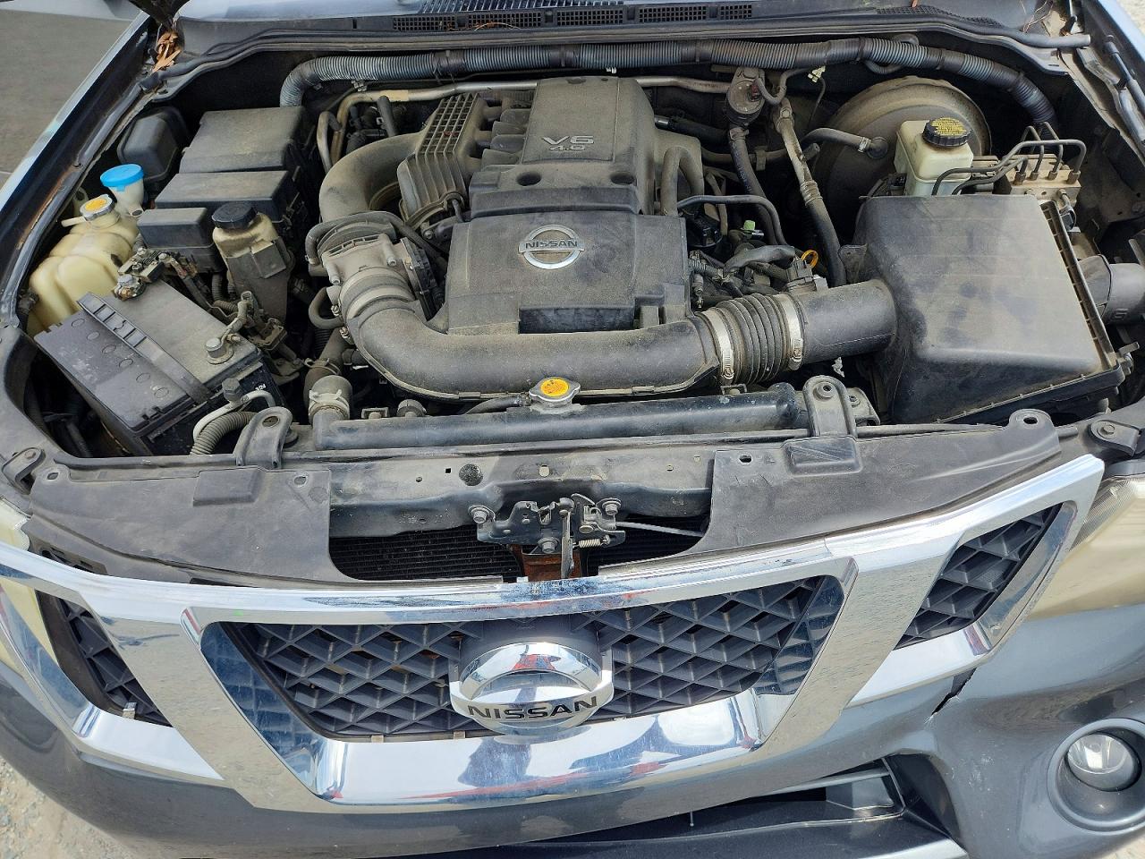 Nissan Pathfinder S