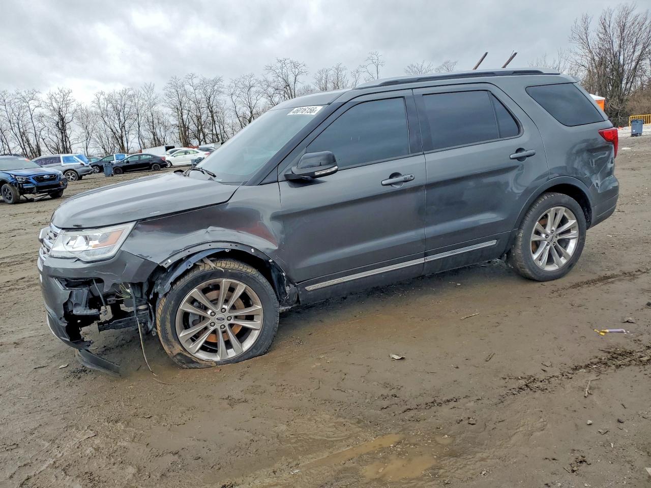 Salvage Ford Explorer Image