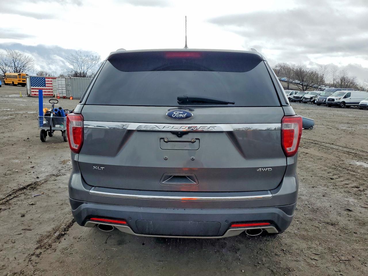 Ford Explorer Xlt