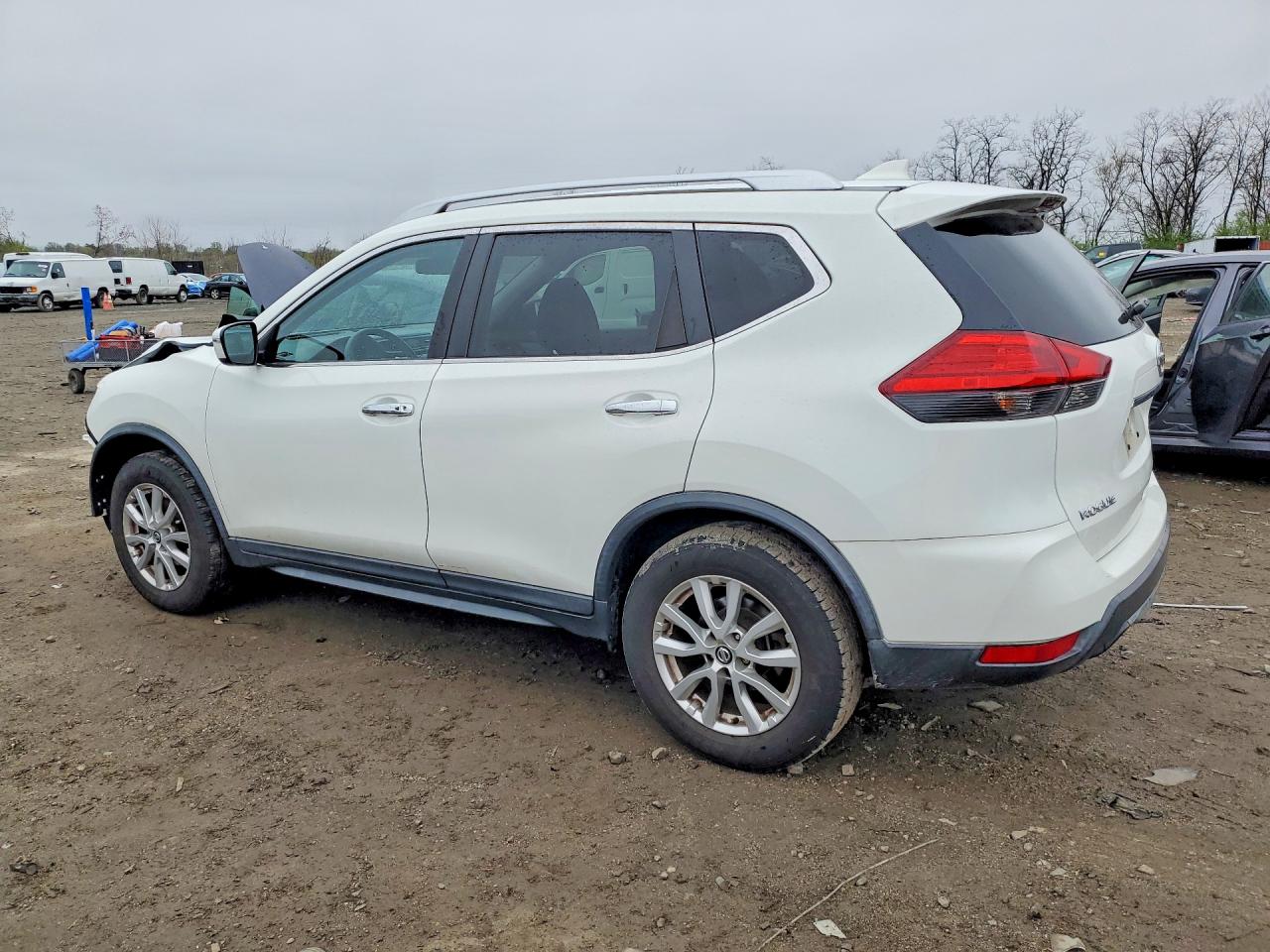 Nissan Rogue Sv