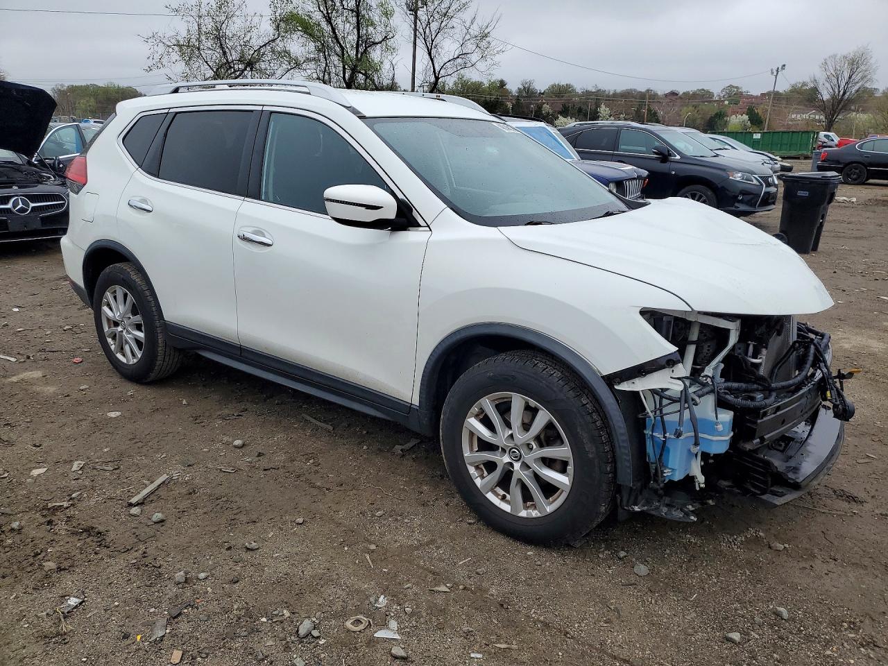 Nissan Rogue Sv