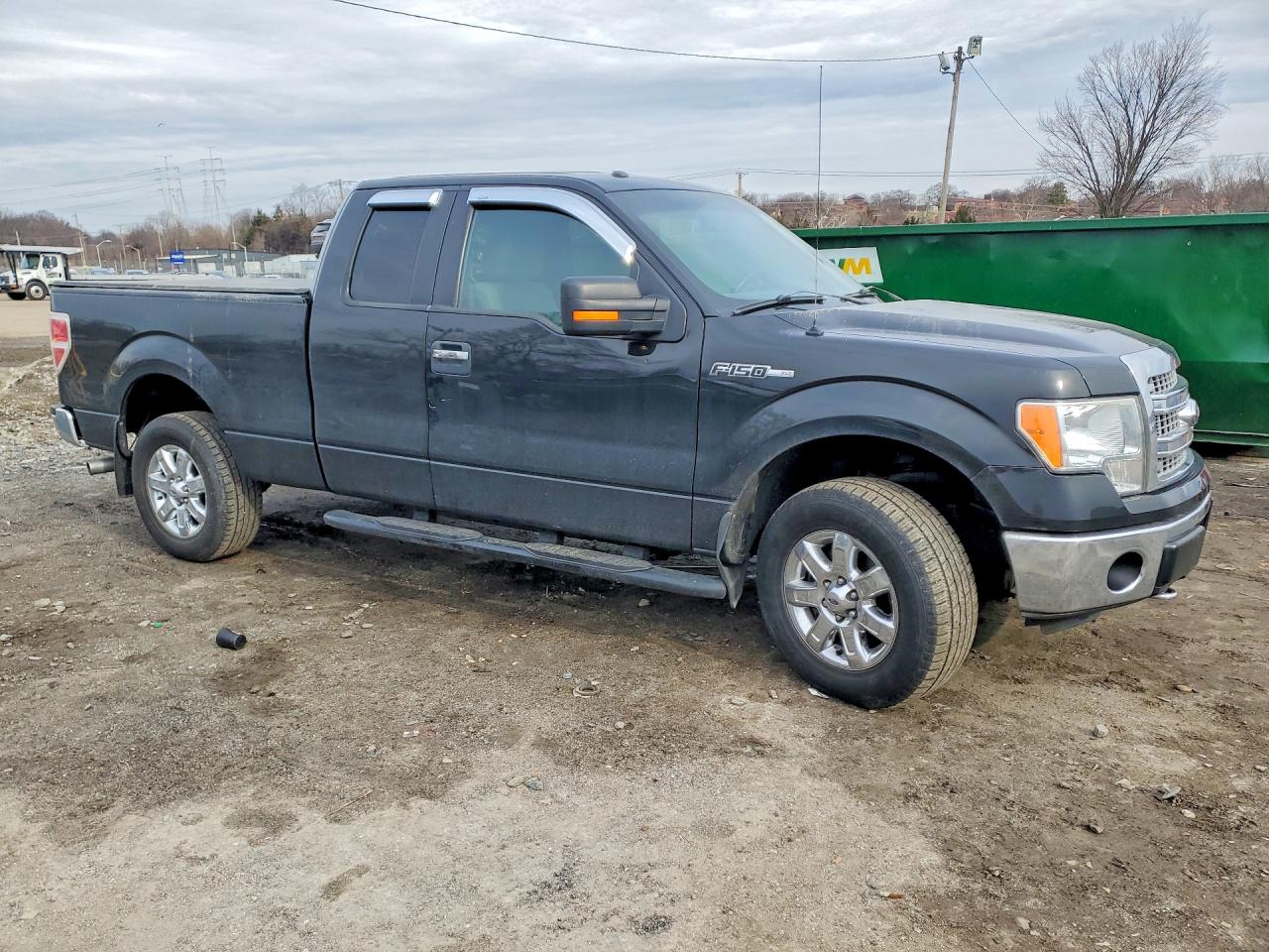 Ford F-150 Super Cab