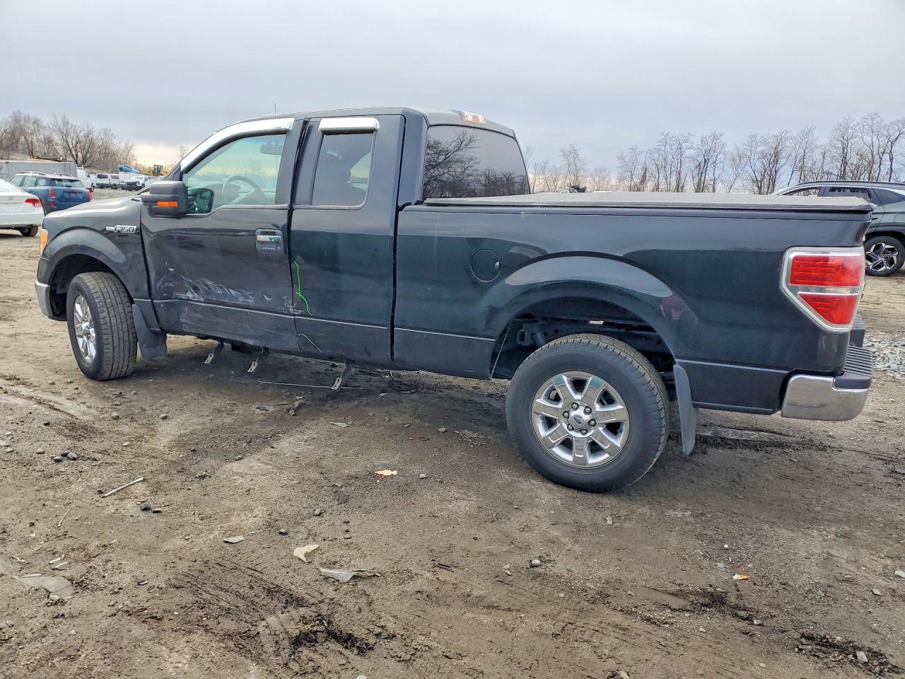 Ford F-150 Super Cab