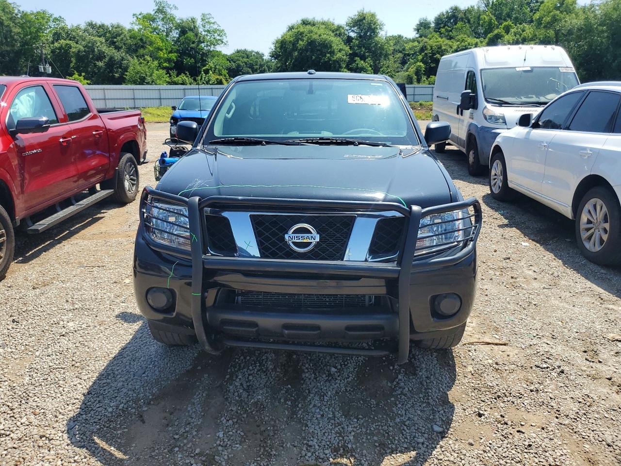 Nissan Frontier Sv