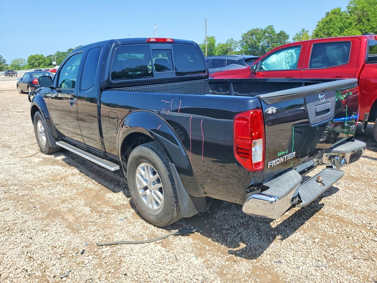 Nissan Frontier Sv