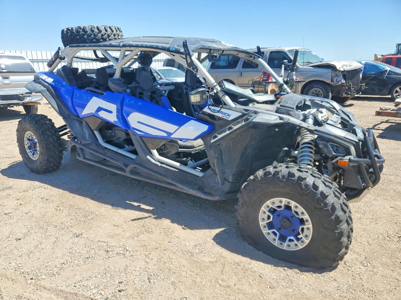 Salvage Can-Am Maverick X3 Image