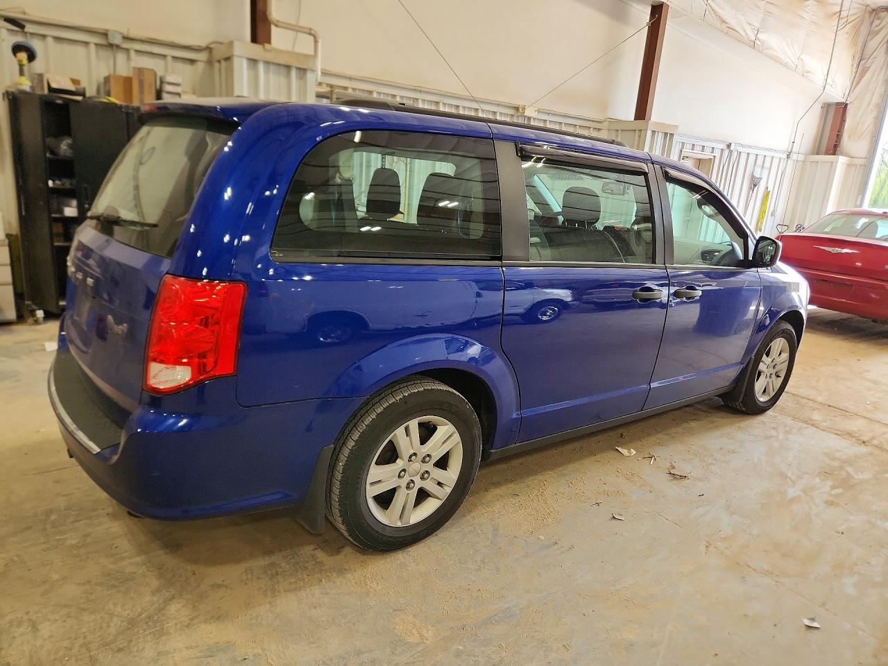 Dodge Caravan Se