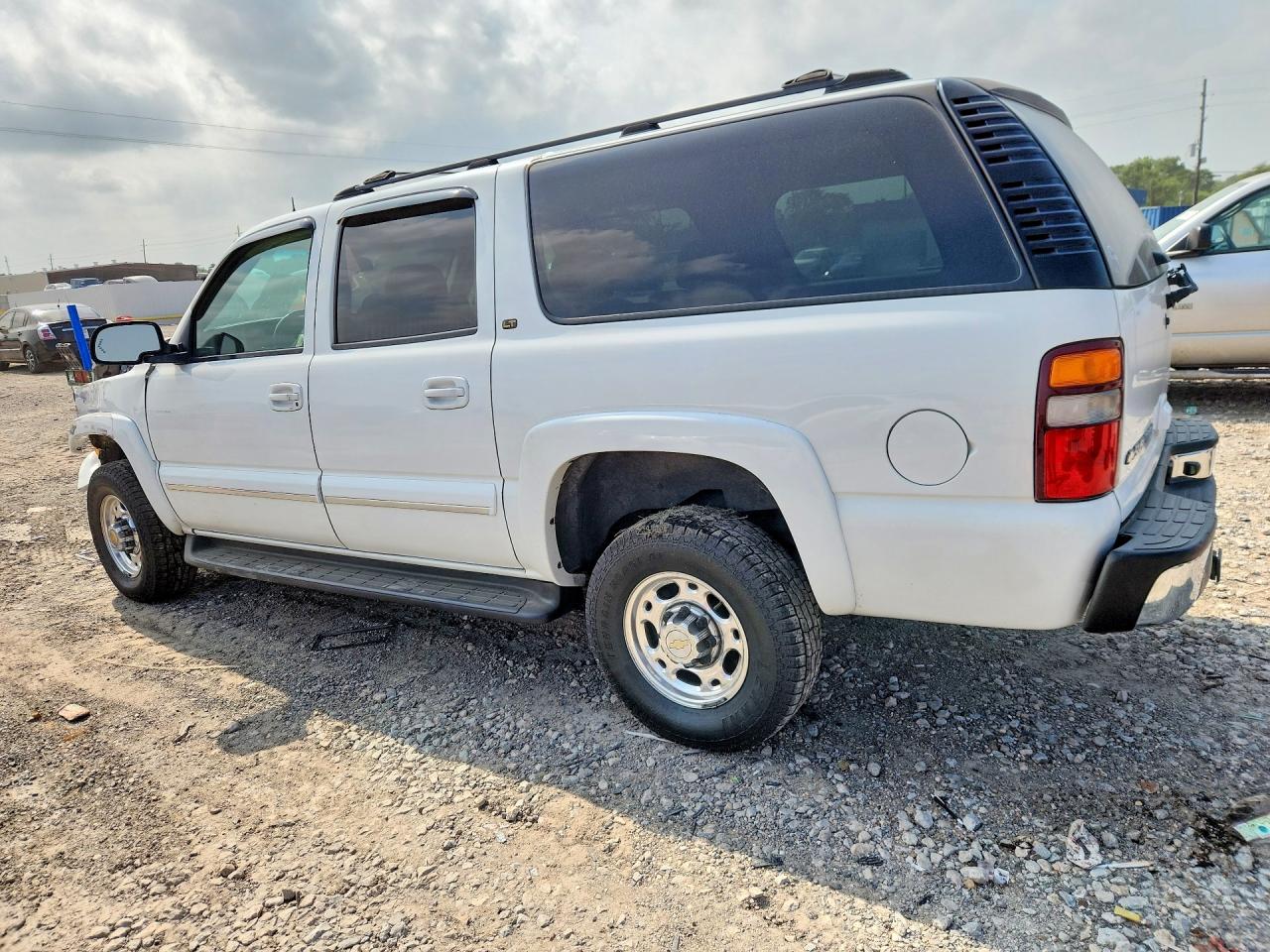 Chevrolet Suburban C2500