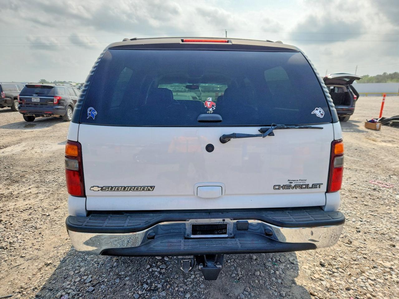 Chevrolet Suburban C2500