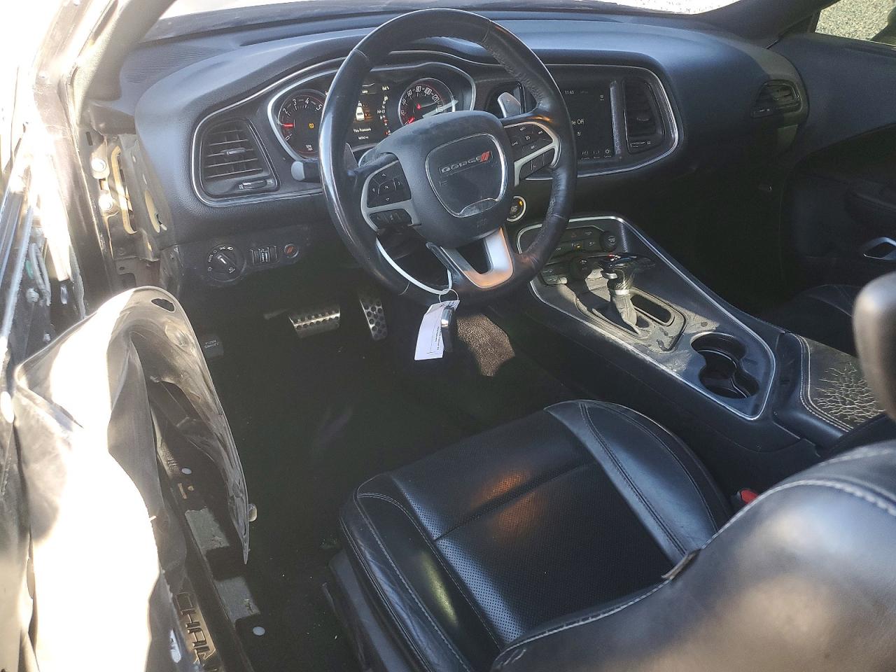 Dodge Challenger Sxt