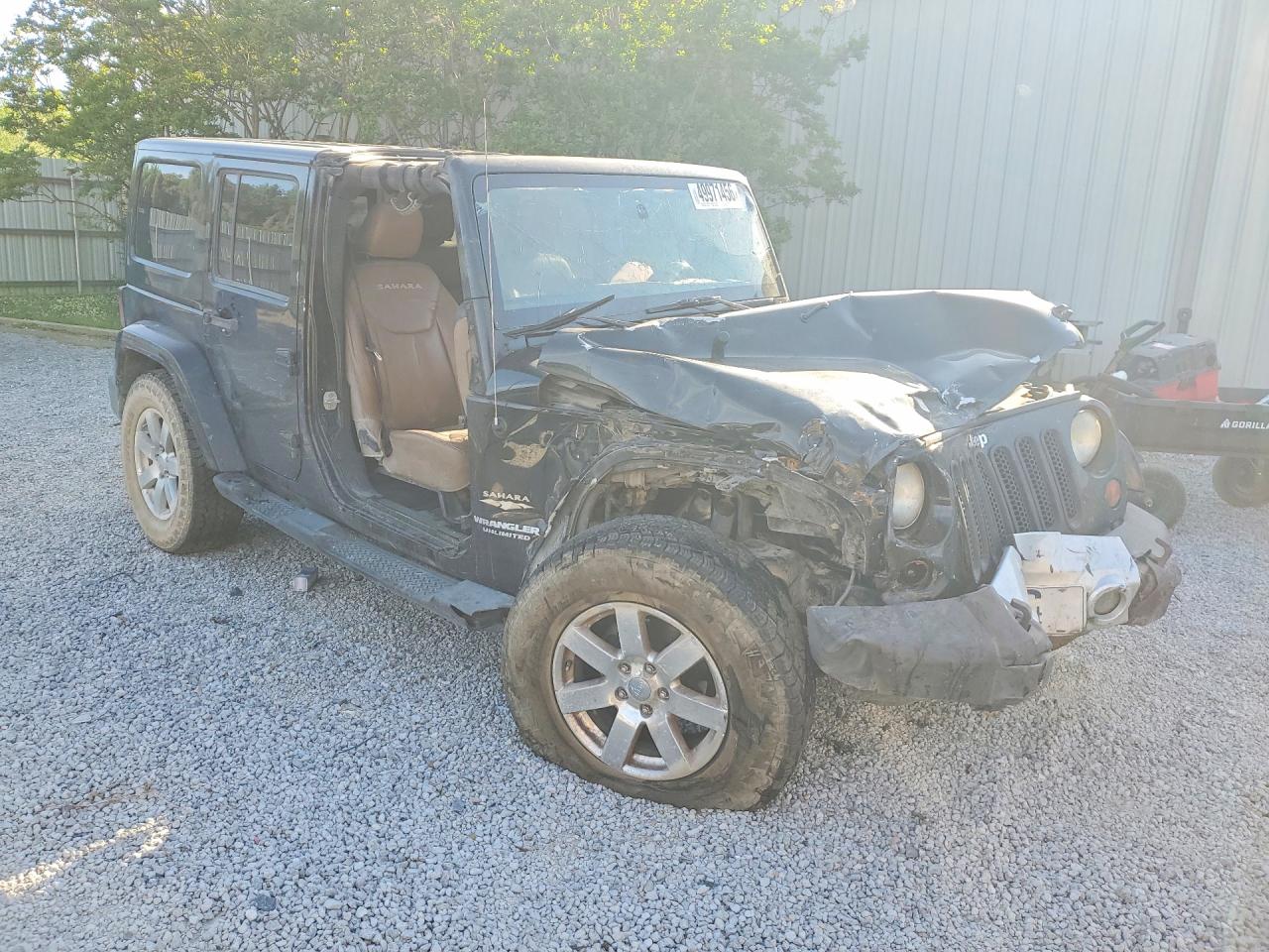Jeep Wrangler Sahara