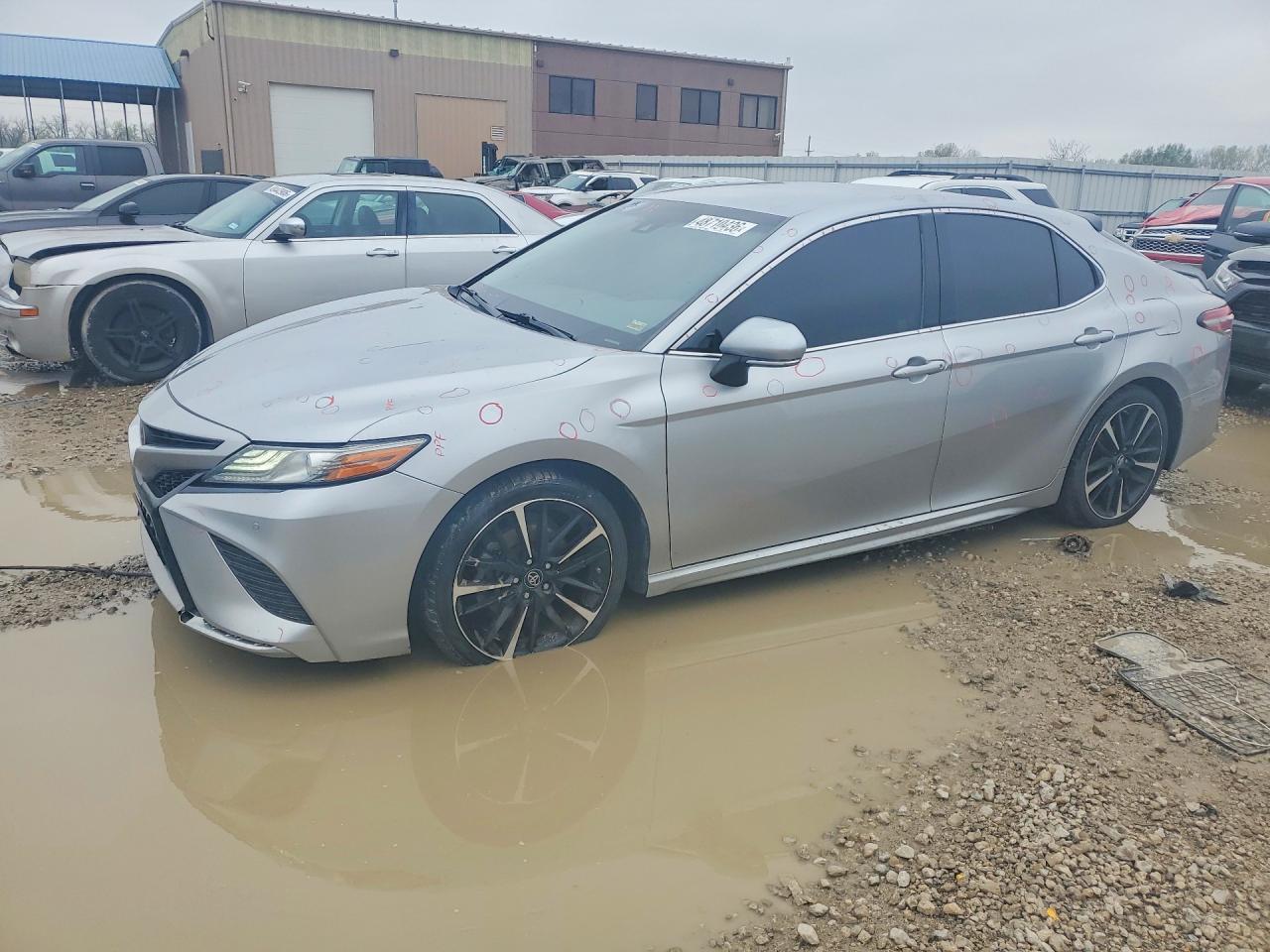 Salvage Toyota Camry Image