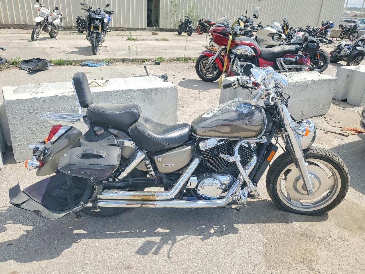 Salvage Honda Vt Cycle Image