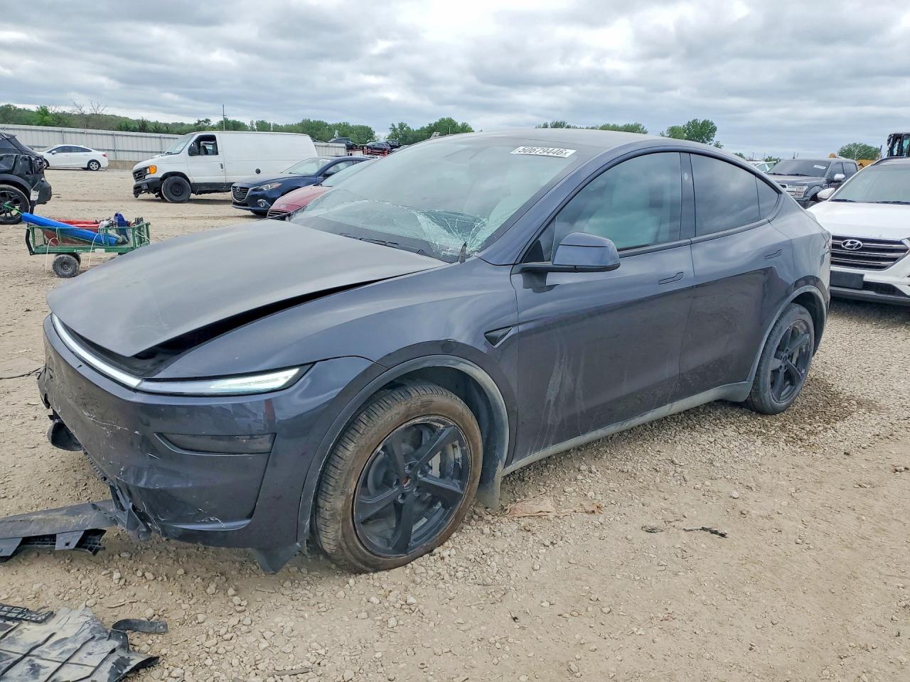 Salvage Tesla Model Y Image
