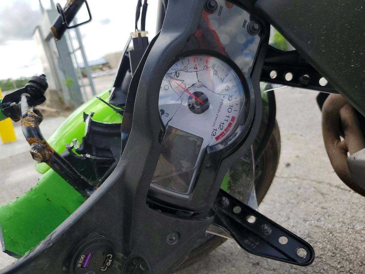 Kawasaki Le650 A A