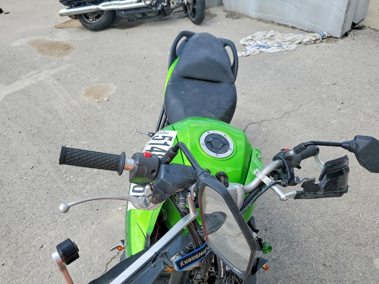 Kawasaki Le650 A A
