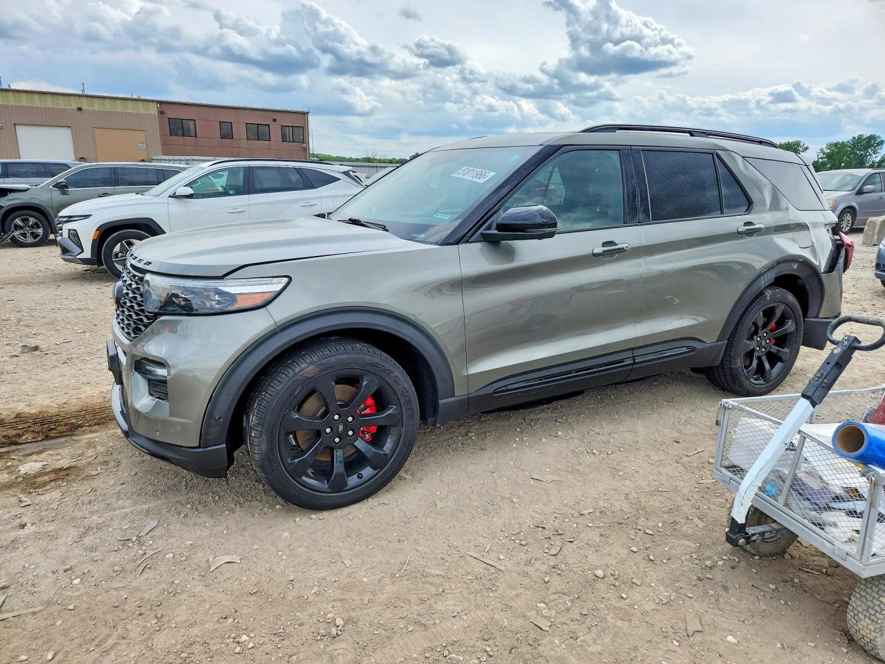 Salvage Ford Explorer Image