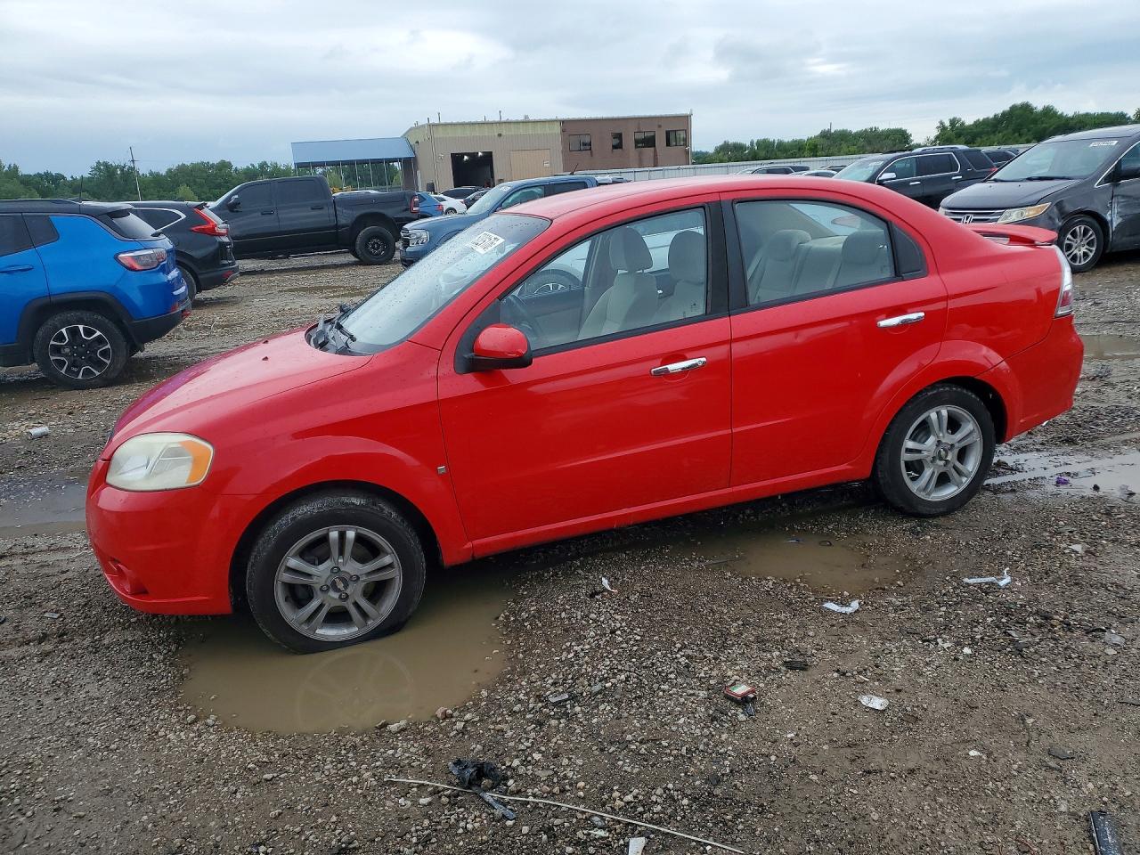 Salvage Chevrolet Aveo Image