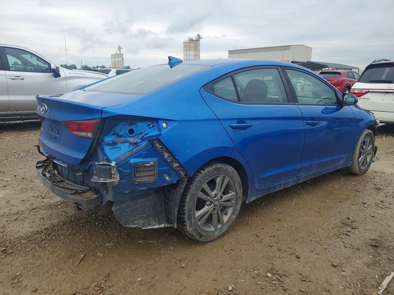 Hyundai ELANTRA Value Edition