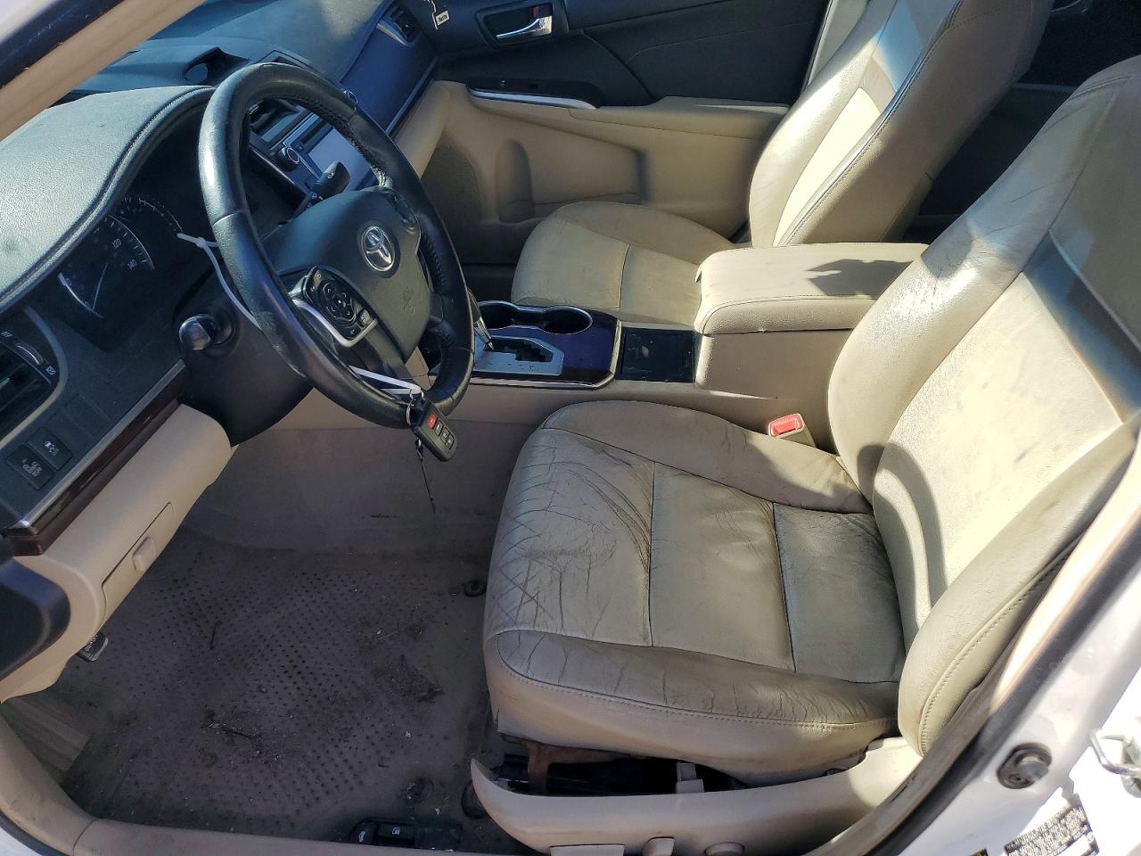 Toyota Camry Xle