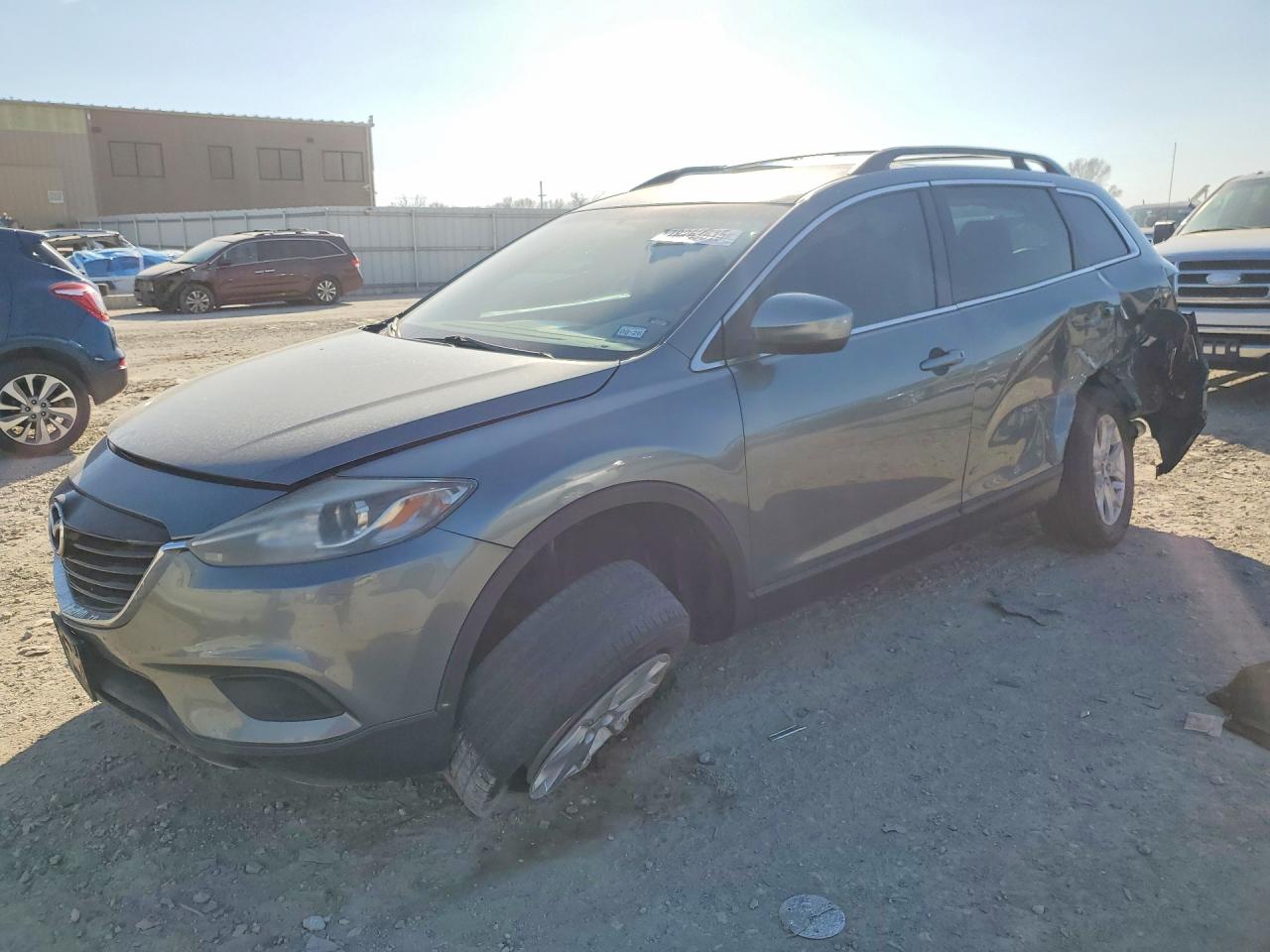 Salvage Mazda Cx Image