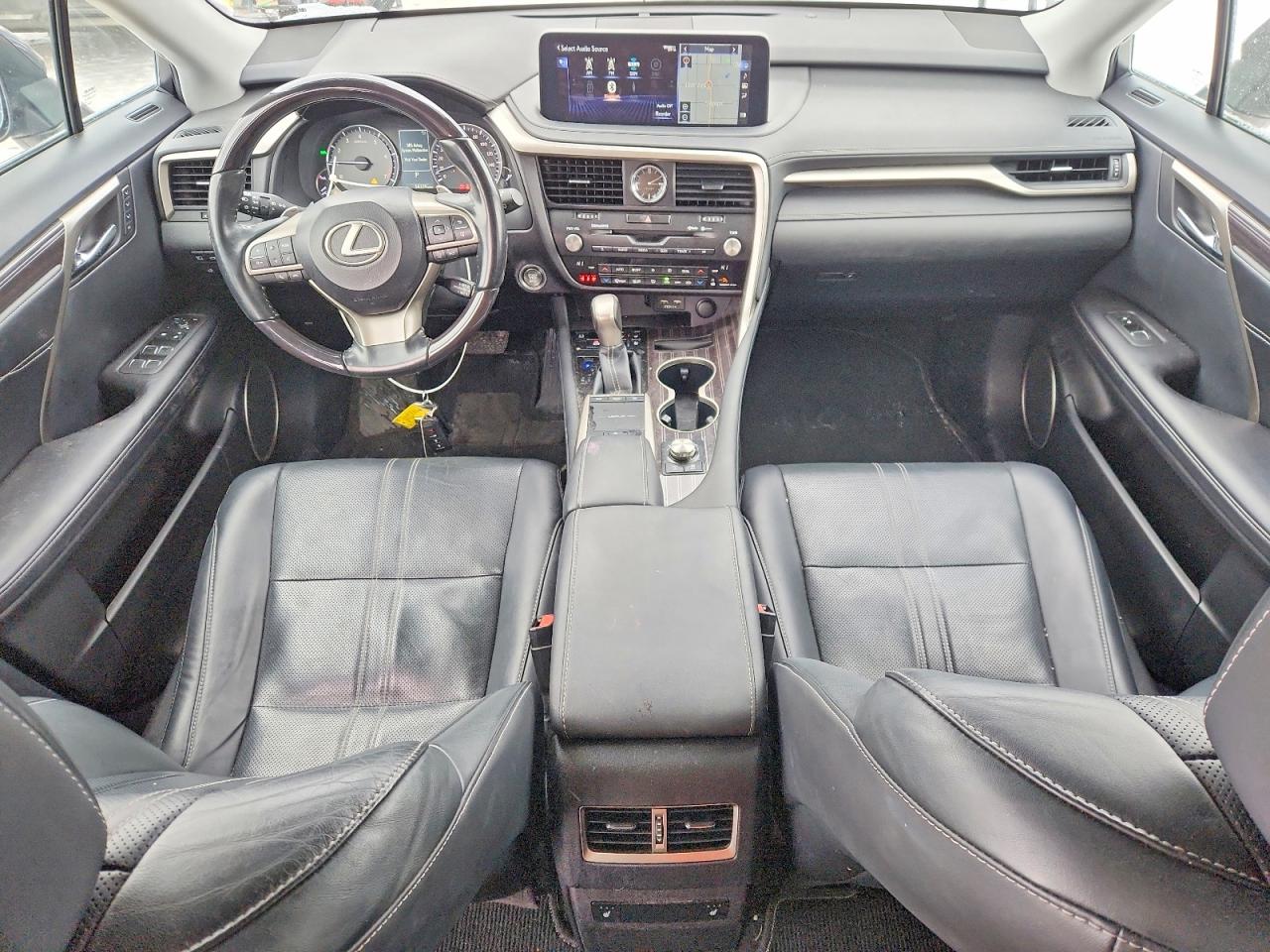 Lexus RX Base